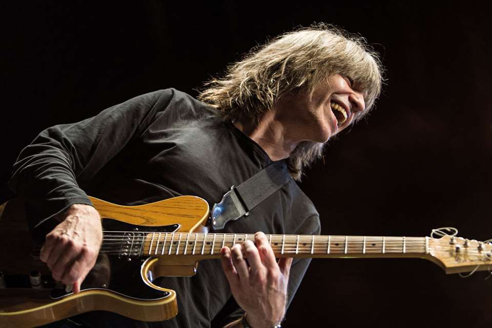 The Player Mike Stern Miles Didn T Mind Little Mistakes Or Glitches It Was All About The Vibe Jazzwise