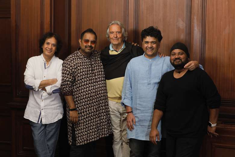 Shakti (L-R): Zakir Hussain, Shankar Mahadevan, John McLaughlin, Ganesh Rajagopalan and Selvaganesh Vinayakram