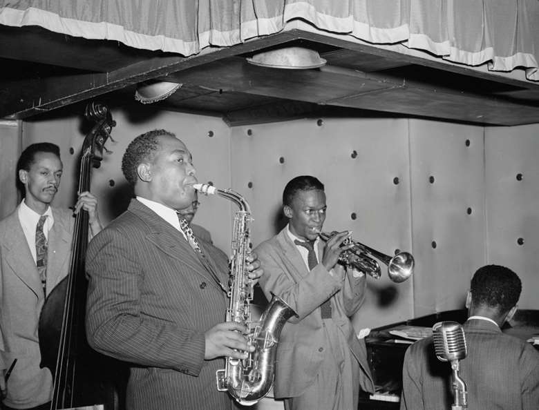 Charlie Parker and Miles Davis (photo: William P Gottlieb courtesy Music Division, Library of Congress)