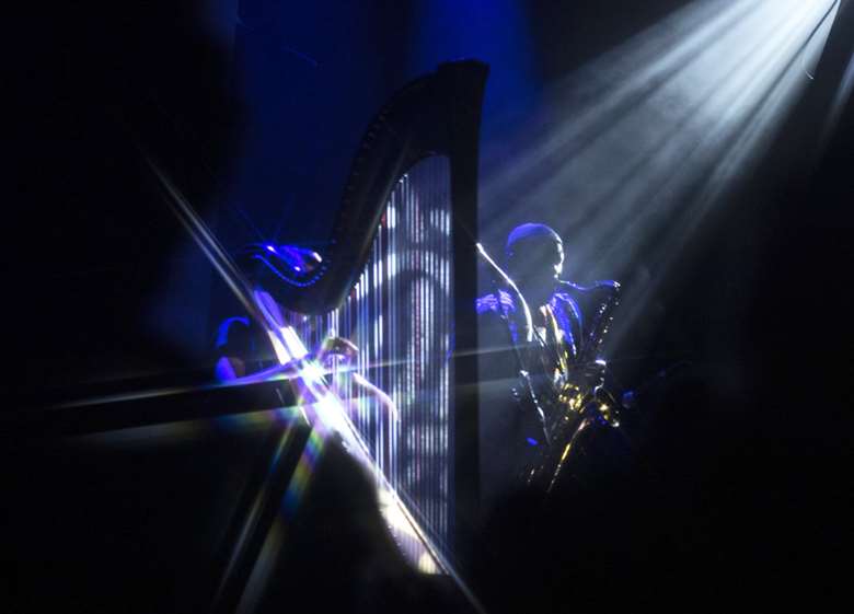 Alina Bzhezhinska and Tony Kofi at Jazz Cafe - Photo by Tatiana Gorilovski