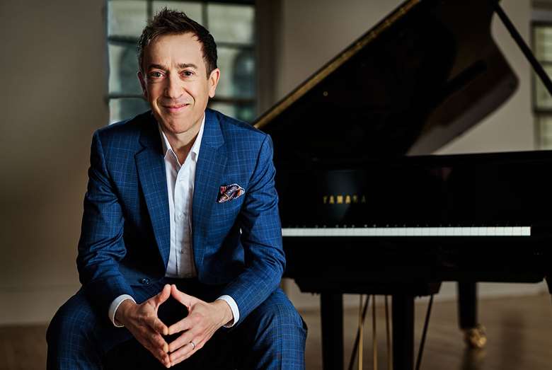 Pianist Geoffrey Keezer 