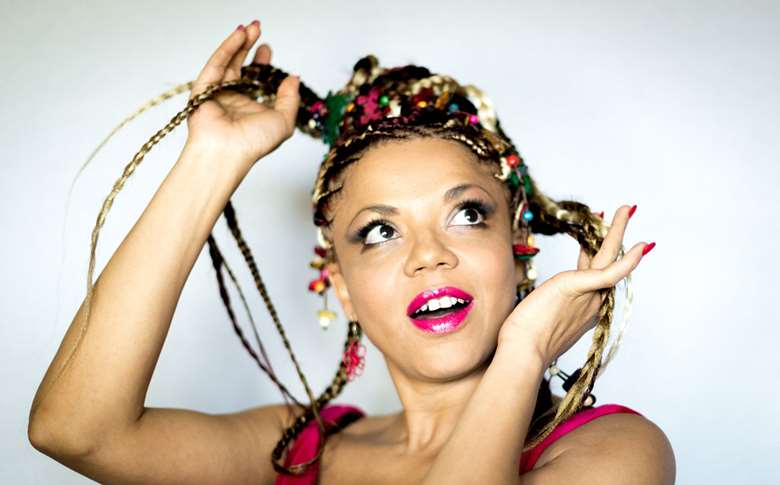 Mina Agossi set for 606 album launch