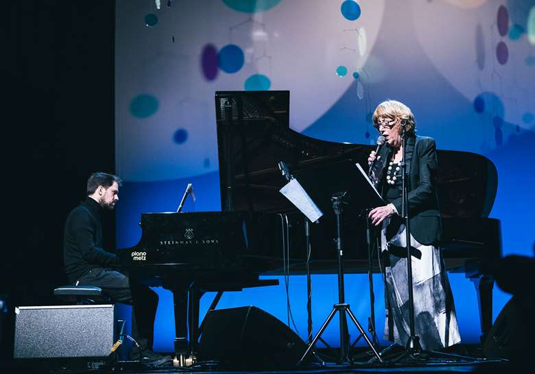 Kit Downes & Norma Winstone – Photo by Peter Hundert